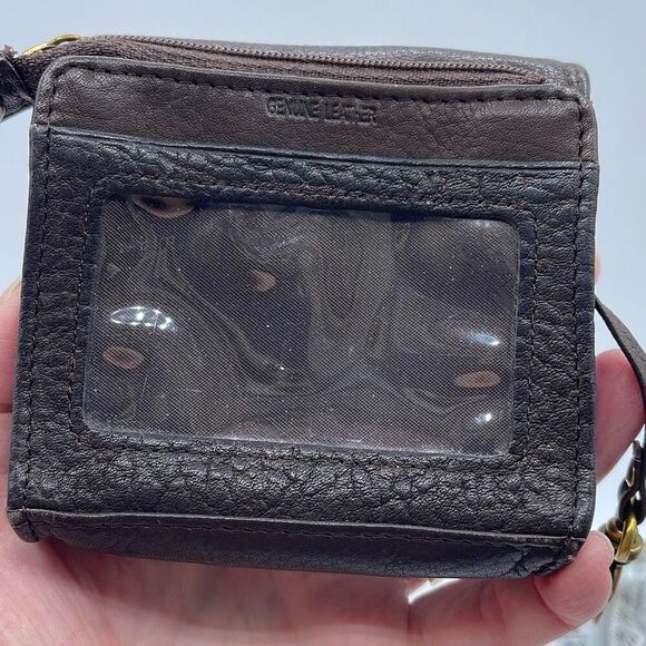 Vintage Fossil brown leather bi fold wallet. - Picture 4 of 8